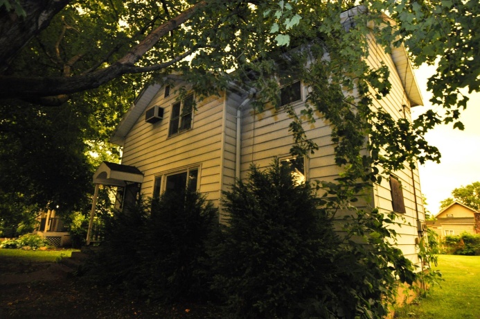 727 Chapel, OTTAWA, Illinois 61350, 3 Bedrooms Bedrooms, ,2 BathroomsBathrooms,House,For Sale,Chapel,202603748