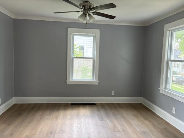 1122 17th, ROCKFORD, Illinois 61104, 3 Bedrooms Bedrooms, ,1 BathroomBathrooms,House,For Sale,17th,202603755