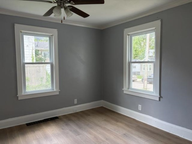 1122 17th, ROCKFORD, Illinois 61104, 3 Bedrooms Bedrooms, ,1 BathroomBathrooms,House,For Sale,17th,202603755