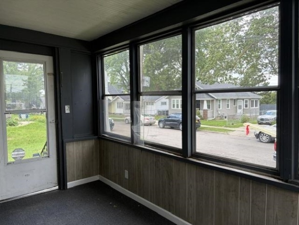 1122 17th, ROCKFORD, Illinois 61104, 3 Bedrooms Bedrooms, ,1 BathroomBathrooms,House,For Sale,17th,202603755