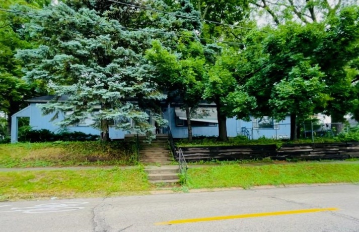 1304-1308 18TH, ROCKFORD, Illinois 61104, ,2 Units,For Sale,18TH,202603764