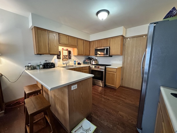 47D Rolling Oaks, SUGAR GROVE, Illinois 60554, 3 Bedrooms Bedrooms, ,1 BathroomBathrooms,Condominium,For Sale,Rolling Oaks,202601446