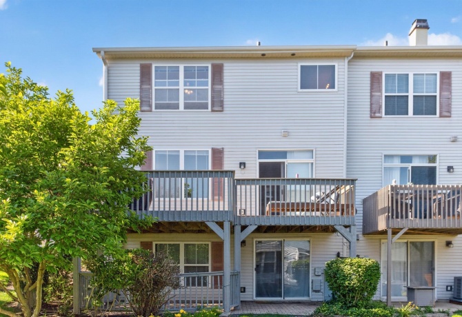 478 Peregrine, BARTLETT, Illinois 60103, 2 Bedrooms Bedrooms, ,2 BathroomsBathrooms,Condominium,For Sale,Peregrine,202603768