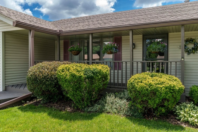 7431 FARVIEW, CHERRY VALLEY, Illinois 61016, 3 Bedrooms Bedrooms, ,3 BathroomsBathrooms,House,For Sale,FARVIEW,202603766