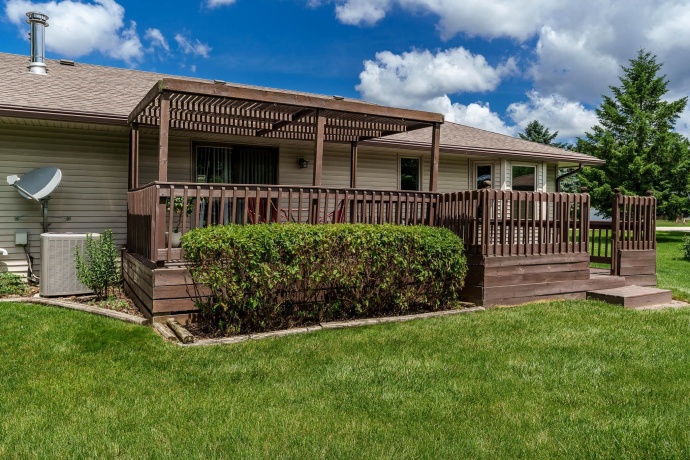 7431 FARVIEW, CHERRY VALLEY, Illinois 61016, 3 Bedrooms Bedrooms, ,3 BathroomsBathrooms,House,For Sale,FARVIEW,202603766
