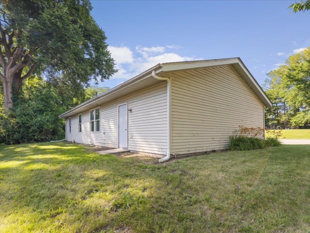 712 Cherry, ROCKFORD, Illinois 61101, 3 Bedrooms Bedrooms, ,1 BathroomBathrooms,House,For Sale,Cherry,202603767