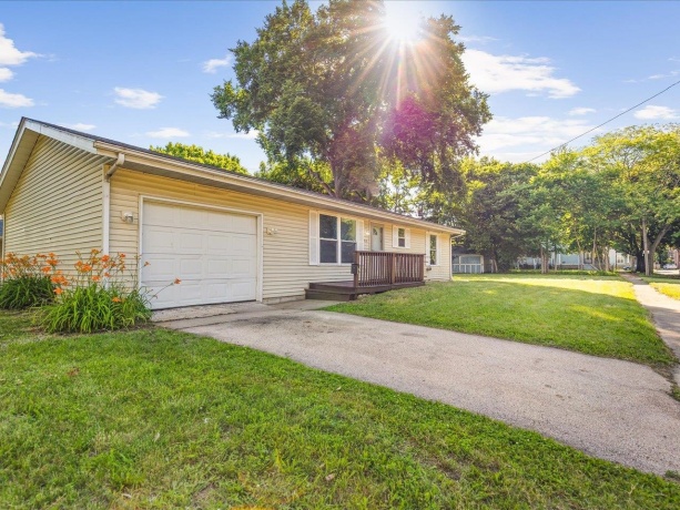 712 Cherry, ROCKFORD, Illinois 61101, 3 Bedrooms Bedrooms, ,1 BathroomBathrooms,House,For Sale,Cherry,202603767