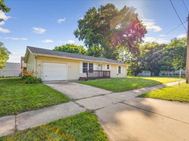 712 Cherry, ROCKFORD, Illinois 61101, 3 Bedrooms Bedrooms, ,1 BathroomBathrooms,House,For Sale,Cherry,202603767