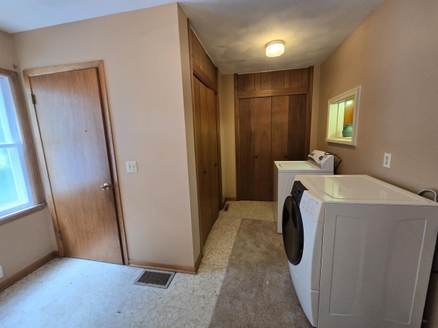 404 Oregon, POLO, Illinois 61064, 1 Bedroom Bedrooms, ,1 BathroomBathrooms,House,For Sale,Oregon,202603770