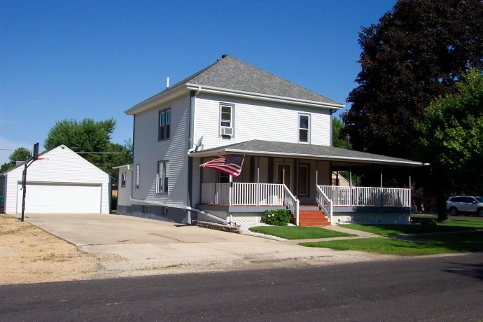 521 Cochran, MILLEDGEVILLE, Illinois 61051, 3 Bedrooms Bedrooms, ,1 BathroomBathrooms,House,For Sale,Cochran,202603772