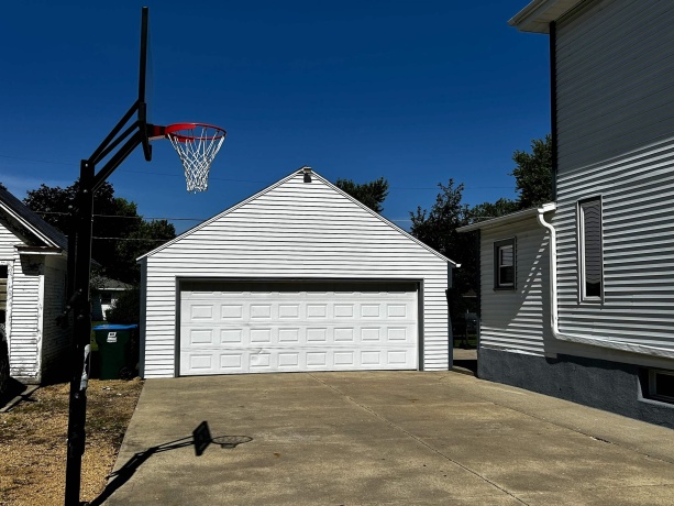521 Cochran, MILLEDGEVILLE, Illinois 61051, 3 Bedrooms Bedrooms, ,1 BathroomBathrooms,House,For Sale,Cochran,202603772