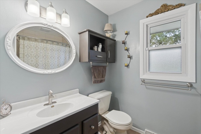 9939 Gentian, MACHESNEY PARK, Illinois 61115, 3 Bedrooms Bedrooms, ,2 BathroomsBathrooms,House,For Sale,Gentian,202603453