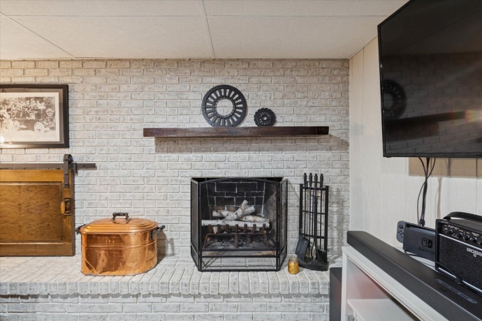 9939 Gentian, MACHESNEY PARK, Illinois 61115, 3 Bedrooms Bedrooms, ,2 BathroomsBathrooms,House,For Sale,Gentian,202603453