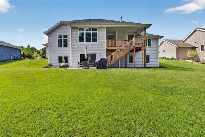 6226 Hathaway, ROSCOE, Illinois 61073, 5 Bedrooms Bedrooms, ,3 BathroomsBathrooms,House,For Sale,Hathaway,202603756
