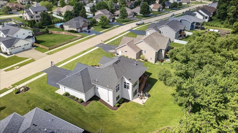 6226 Hathaway, ROSCOE, Illinois 61073, 5 Bedrooms Bedrooms, ,3 BathroomsBathrooms,House,For Sale,Hathaway,202603756