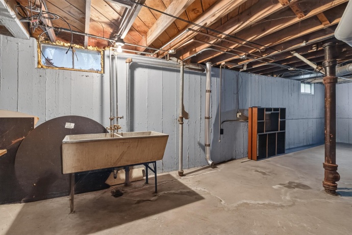 3519 Broadway, ROCKFORD, Illinois 61108, 2 Bedrooms Bedrooms, ,1 BathroomBathrooms,House,For Sale,Broadway,202603777