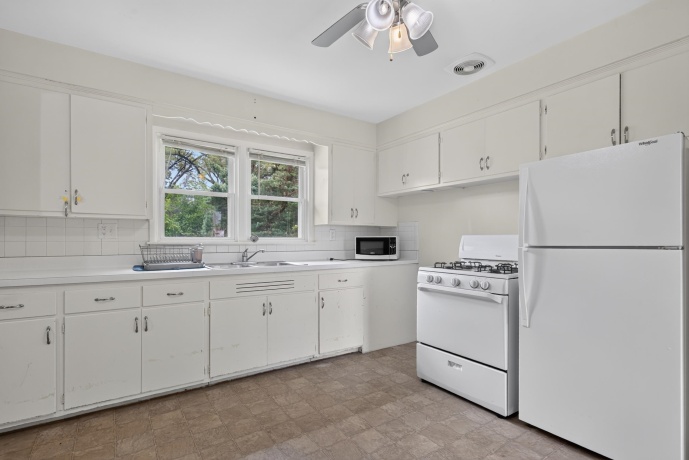 3519 Broadway, ROCKFORD, Illinois 61108, 2 Bedrooms Bedrooms, ,1 BathroomBathrooms,House,For Sale,Broadway,202603777