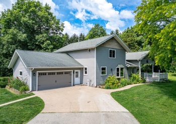 12730 Beloit, CALEDONIA, Illinois 61011, 4 Bedrooms Bedrooms, ,3 BathroomsBathrooms,House,For Sale,Beloit,202603778