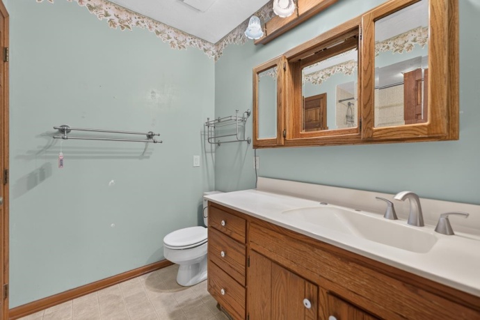 12730 Beloit, CALEDONIA, Illinois 61011, 4 Bedrooms Bedrooms, ,3 BathroomsBathrooms,House,For Sale,Beloit,202603778