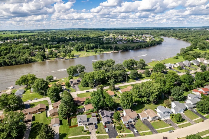 129 Northway Park, MACHESNEY PARK, Illinois 61115, 4 Bedrooms Bedrooms, ,1 BathroomBathrooms,House,For Sale,Northway Park,202603780