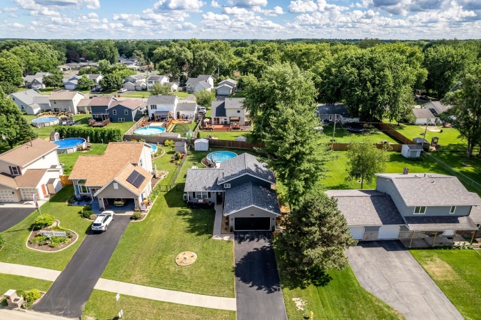 129 Northway Park, MACHESNEY PARK, Illinois 61115, 4 Bedrooms Bedrooms, ,1 BathroomBathrooms,House,For Sale,Northway Park,202603780