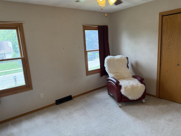 1891 Indian Springs, FREEPORT, Illinois 61032, 4 Bedrooms Bedrooms, ,2 BathroomsBathrooms,House,For Sale,Indian Springs,202603783