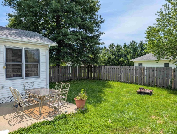 1891 Indian Springs, FREEPORT, Illinois 61032, 4 Bedrooms Bedrooms, ,2 BathroomsBathrooms,House,For Sale,Indian Springs,202603783