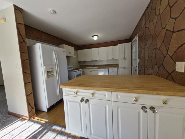5773 Kirkwood, ROCKFORD, Illinois 61109, 4 Bedrooms Bedrooms, ,1 BathroomBathrooms,House,For Sale,Kirkwood,202603784