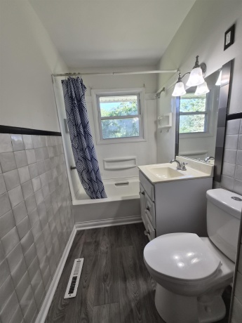 5773 Kirkwood, ROCKFORD, Illinois 61109, 4 Bedrooms Bedrooms, ,1 BathroomBathrooms,House,For Sale,Kirkwood,202603784