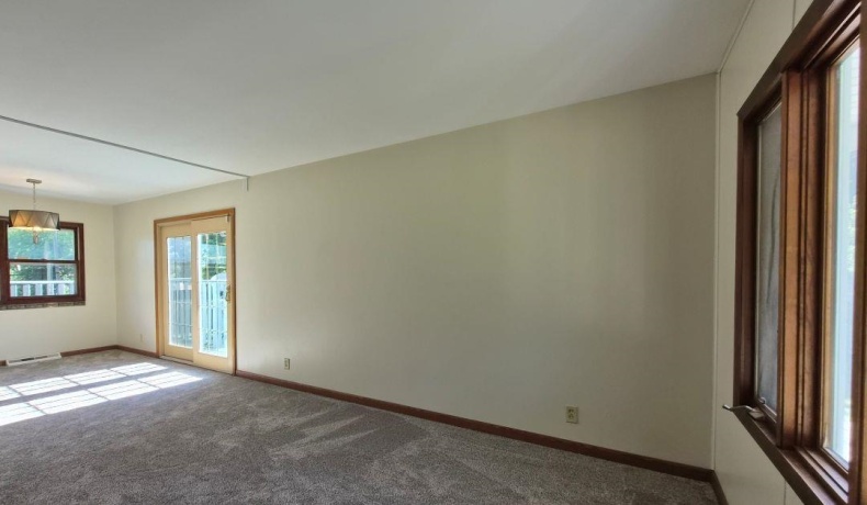 5773 Kirkwood, ROCKFORD, Illinois 61109, 4 Bedrooms Bedrooms, ,1 BathroomBathrooms,House,For Sale,Kirkwood,202603784