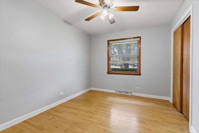 6231 Linden, LA GRANGE, Illinois 60525, 3 Bedrooms Bedrooms, ,1 BathroomBathrooms,House,For Sale,Linden,202603502