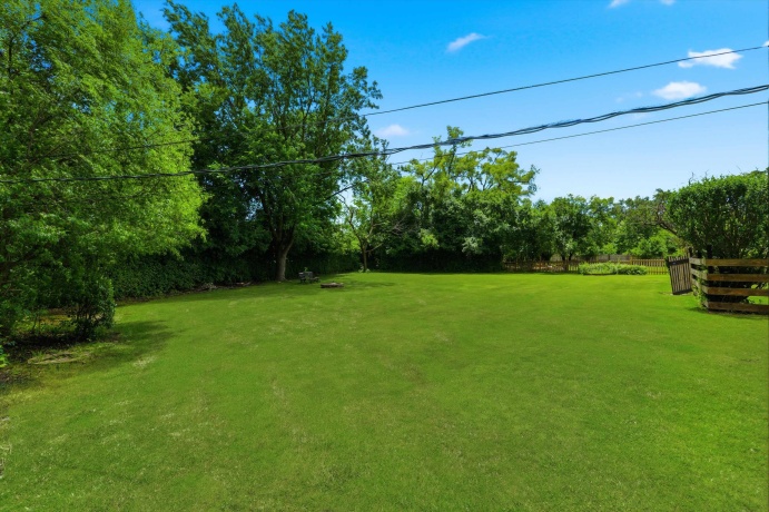 6231 Linden, LA GRANGE, Illinois 60525, 3 Bedrooms Bedrooms, ,1 BathroomBathrooms,House,For Sale,Linden,202603502