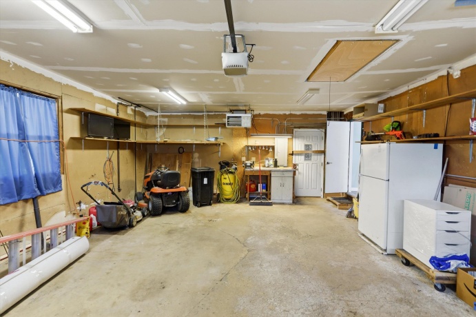 6231 Linden, LA GRANGE, Illinois 60525, 3 Bedrooms Bedrooms, ,1 BathroomBathrooms,House,For Sale,Linden,202603502