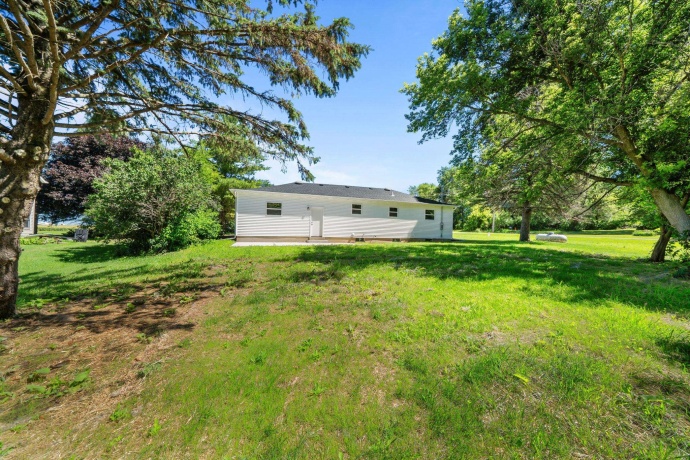 3569 Egan, LEAF RIVER, Illinois 61047, 2 Bedrooms Bedrooms, ,1 BathroomBathrooms,House,For Sale,Egan,202603786