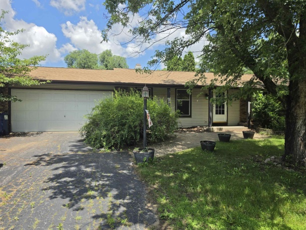 5828 Fry, ROSCOE, Illinois 61073, 3 Bedrooms Bedrooms, ,1 BathroomBathrooms,House,For Sale,Fry,202603787