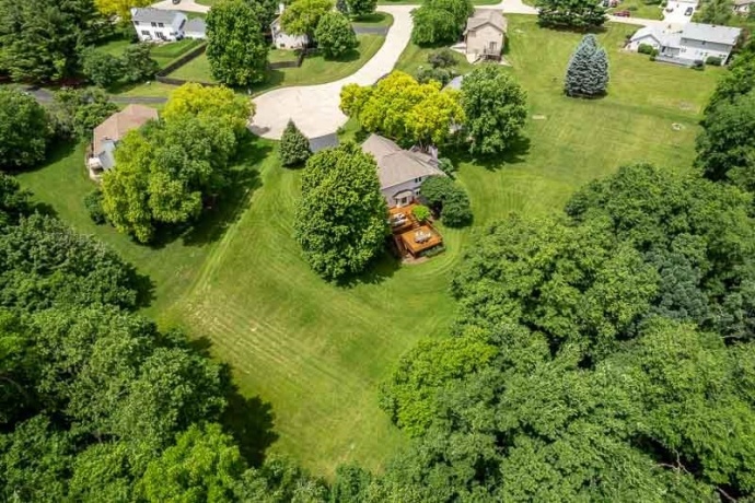 11307 RIDGECREST, ROSCOE, Illinois 61073, 4 Bedrooms Bedrooms, ,2 BathroomsBathrooms,House,For Sale,RIDGECREST,202603789