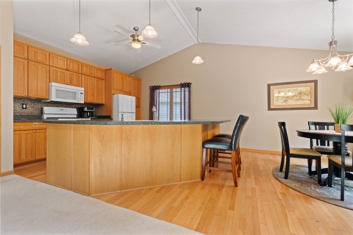 10589 Harrison, ROSCOE, Illinois 61073, 3 Bedrooms Bedrooms, ,2 BathroomsBathrooms,House,For Sale,Harrison,202603795