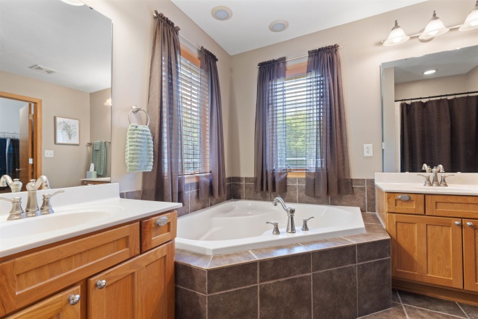 10589 Harrison, ROSCOE, Illinois 61073, 3 Bedrooms Bedrooms, ,2 BathroomsBathrooms,House,For Sale,Harrison,202603795