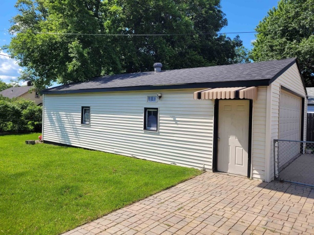 1712 Price, ROCKFORD, Illinois 61103, 2 Bedrooms Bedrooms, ,1 BathroomBathrooms,House,For Sale,Price,202603796
