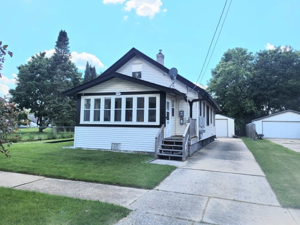 1712 Price, ROCKFORD, Illinois 61103, 2 Bedrooms Bedrooms, ,1 BathroomBathrooms,House,For Sale,Price,202603796