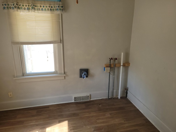 1712 Price, ROCKFORD, Illinois 61103, 2 Bedrooms Bedrooms, ,1 BathroomBathrooms,House,For Sale,Price,202603796