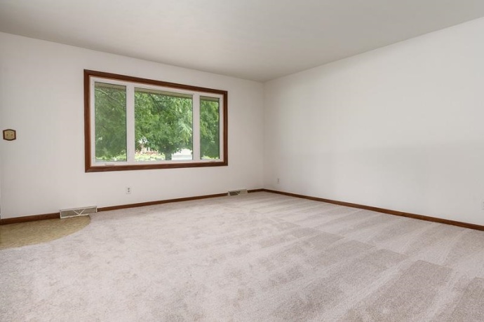12222 RAE ANN, ROSCOE, Illinois 61073, 3 Bedrooms Bedrooms, ,2 BathroomsBathrooms,House,For Sale,RAE ANN,202603797