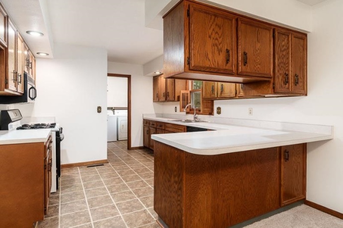 12222 RAE ANN, ROSCOE, Illinois 61073, 3 Bedrooms Bedrooms, ,2 BathroomsBathrooms,House,For Sale,RAE ANN,202603797