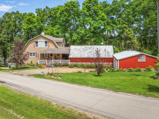 3503 Ebys Mill, ELIZABETH, Illinois 61028, 2 Bedrooms Bedrooms, ,2 BathroomsBathrooms,House,For Sale,Ebys Mill,202603800