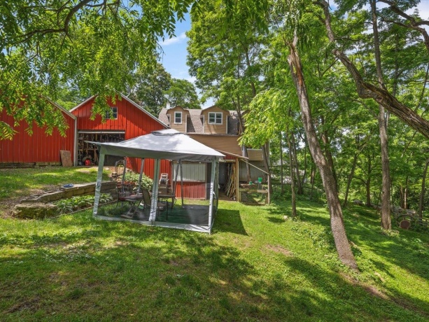 3503 Ebys Mill, ELIZABETH, Illinois 61028, 2 Bedrooms Bedrooms, ,2 BathroomsBathrooms,House,For Sale,Ebys Mill,202603800
