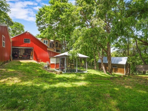 3503 Ebys Mill, ELIZABETH, Illinois 61028, 2 Bedrooms Bedrooms, ,2 BathroomsBathrooms,House,For Sale,Ebys Mill,202603800