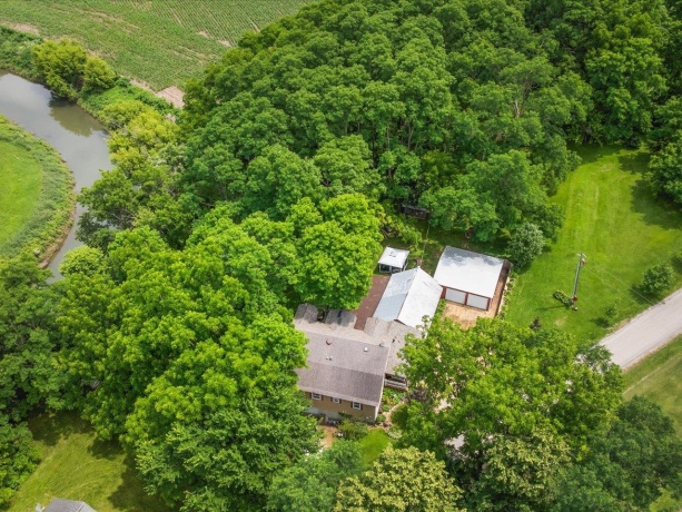 3503 Ebys Mill, ELIZABETH, Illinois 61028, 2 Bedrooms Bedrooms, ,2 BathroomsBathrooms,House,For Sale,Ebys Mill,202603800