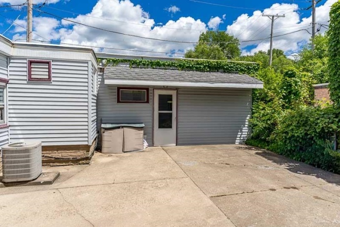 515 Toner, ROCKFORD, Illinois 61103, 3 Bedrooms Bedrooms, ,1 BathroomBathrooms,House,For Sale,Toner,202603801