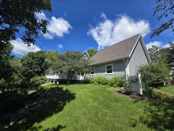 5A114 Apple Canyon, APPLE RIVER, Illinois 61001, 3 Bedrooms Bedrooms, ,2 BathroomsBathrooms,House,For Sale,Apple Canyon,202603803