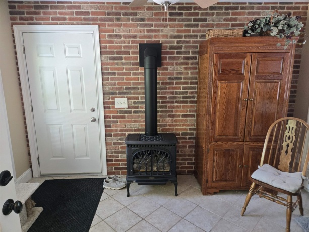 5A114 Apple Canyon, APPLE RIVER, Illinois 61001, 3 Bedrooms Bedrooms, ,2 BathroomsBathrooms,House,For Sale,Apple Canyon,202603803